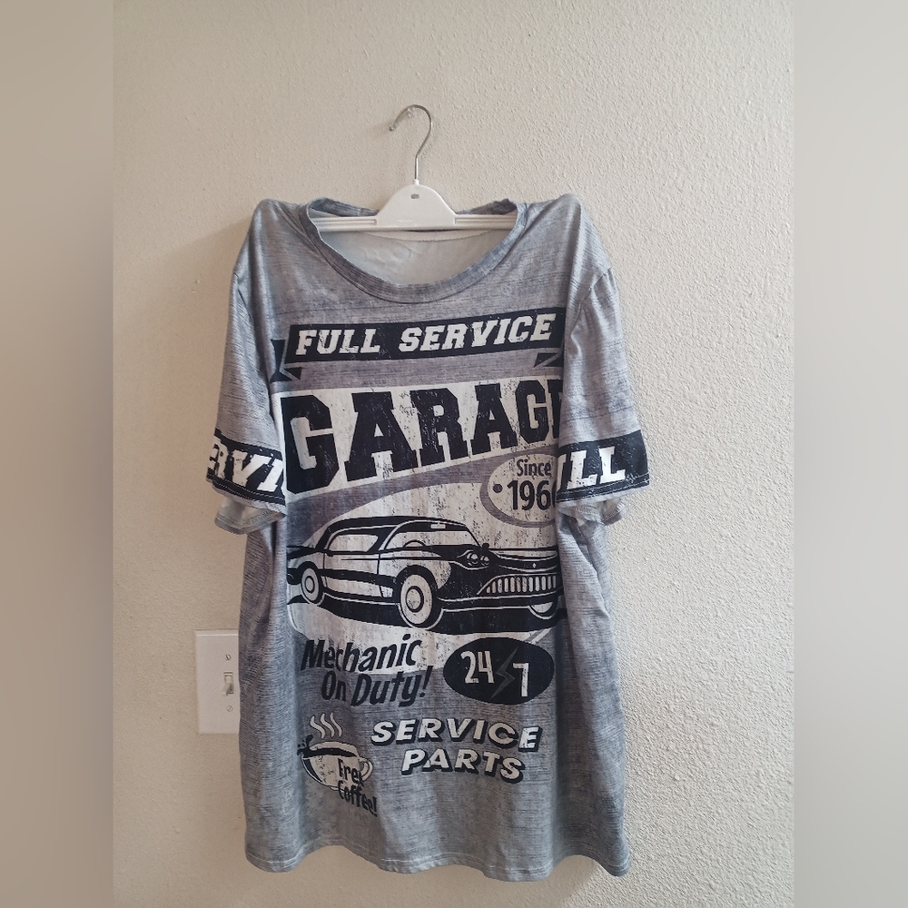 Gray Graphic T-Shirt with Car Print